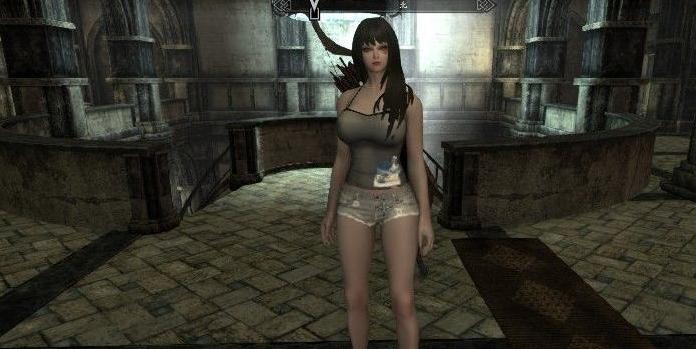 上古卷轴5：天际重制版现代抹胸短裤MOD下载