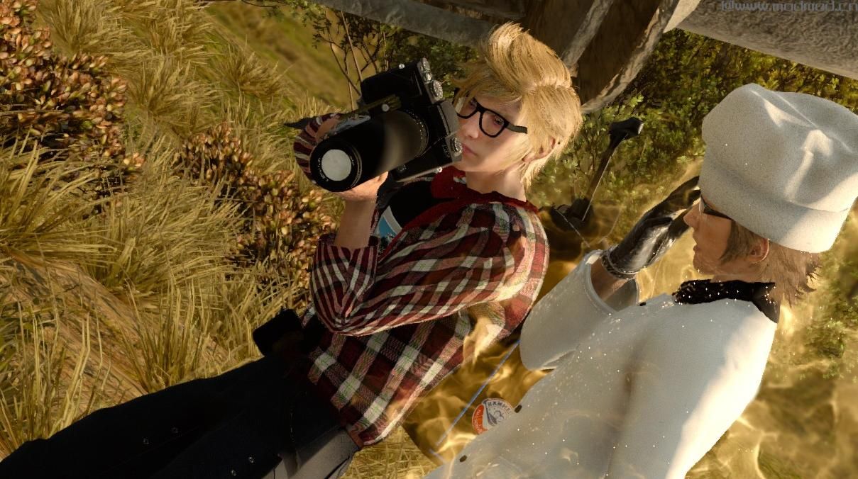 Photographer Prompto Outfit