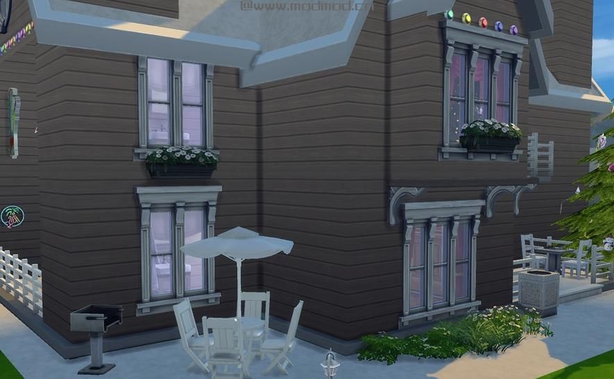 圣 诞 小 木 屋 初 雪