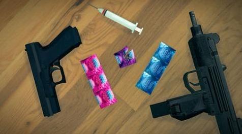 模拟人生4MOD：手枪+套子