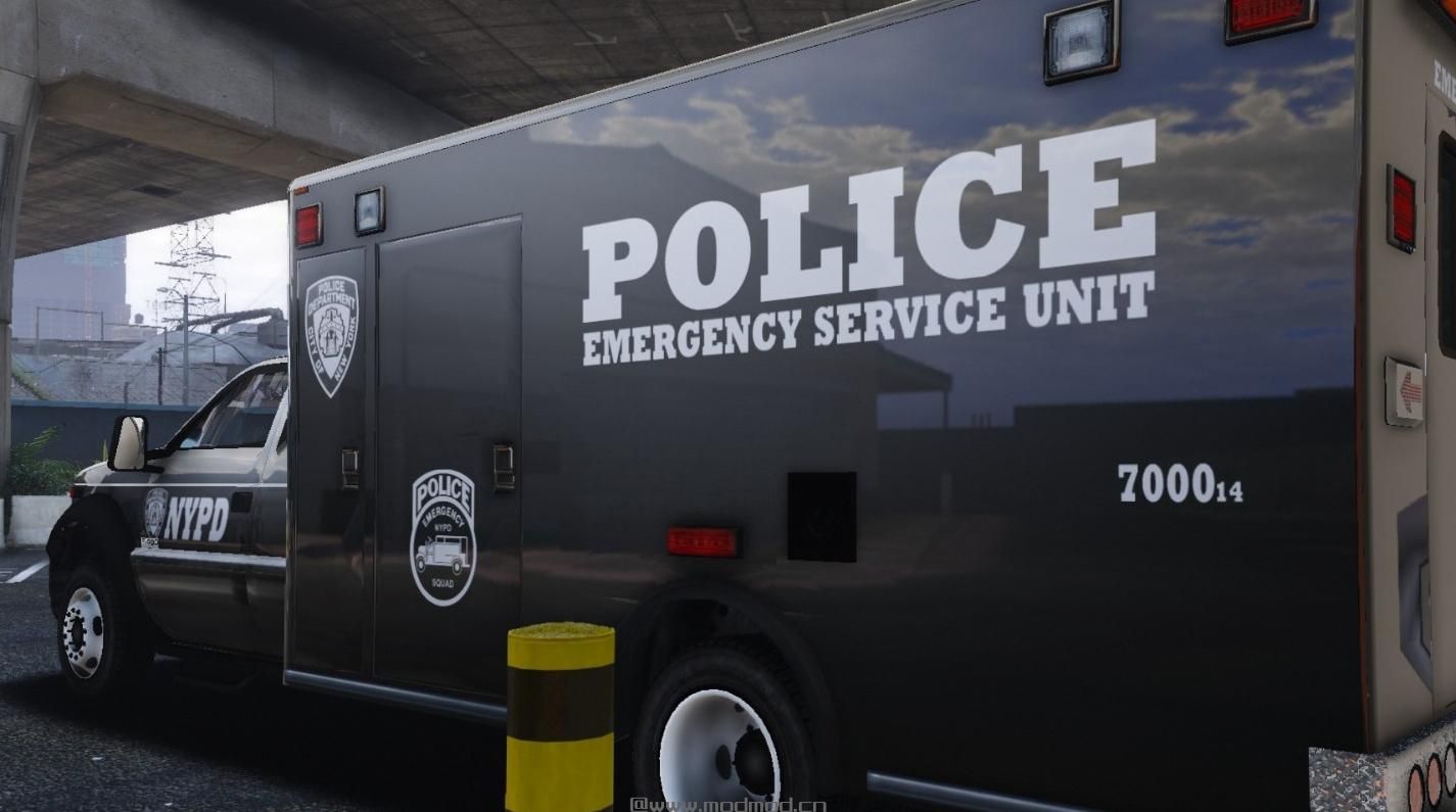 侠盗猎车手5MOD NYPD ESU F-450 Tactical Medic Ambulance