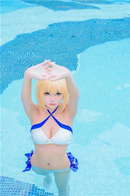 《Fate》saber泳装