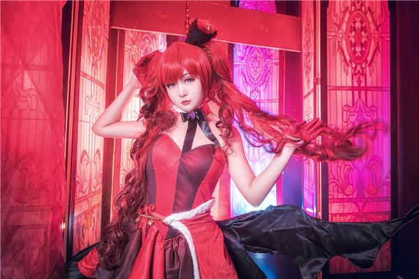 《爱丽丝漫游仙境》红心女王手办版,cosplay,二次元