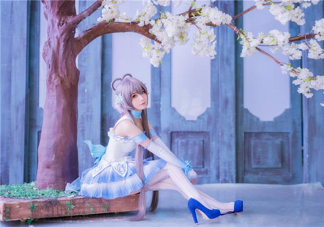《Vsinger 》秋眠洛天依 cosplay,cosplay,二次元