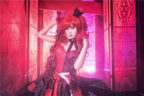 《爱丽丝漫游仙境》红心女王手办版,cosplay,二次元