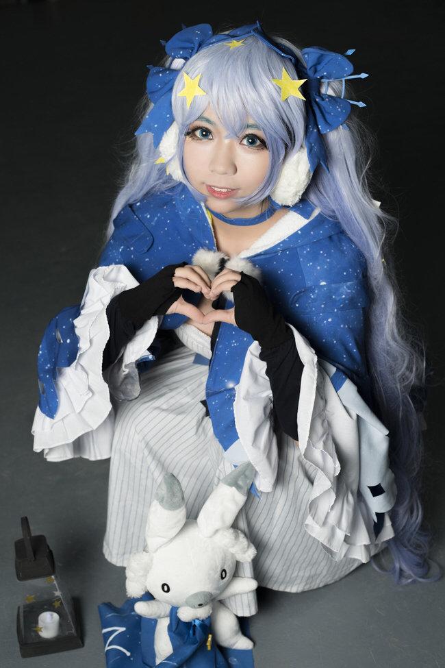 VOCALOID冬夜miku初音cosplay,cosplay,二次元