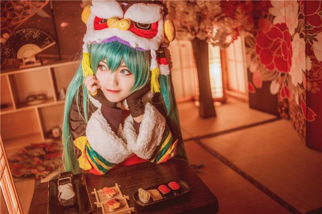 《Vsinger》新年初音 cosplay,cosplay图片,二次元图片