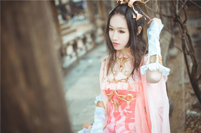 《剑网三》儒风秀娘cosplay