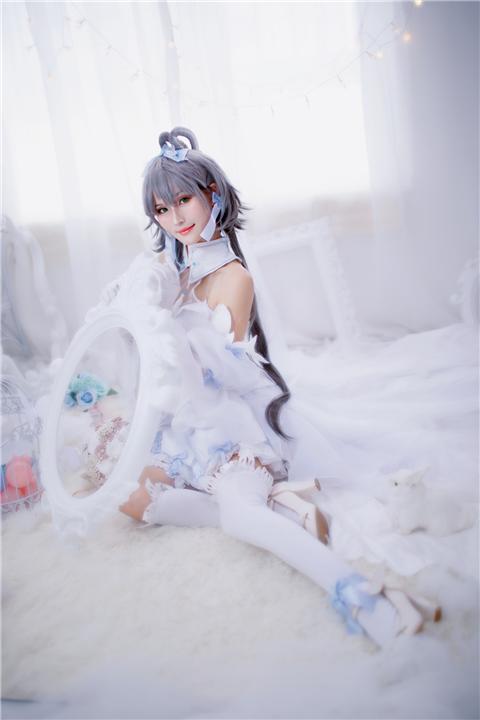 《Vsinger》洛天依花嫁cosplay 纯白的花嫁之梦