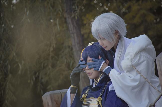 《刀剑乱舞》三日月宗近x鹤丸国永cosplay,cosplay图片,二次元图片