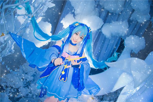 《Vsinger》初音未来 星与雪的公主cosplay,cosplay图片,二次元图片