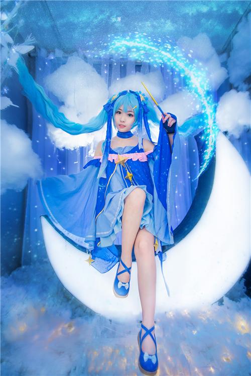 《Vsinger》初音未来 星与雪的公主cosplay,cosplay图片,二次元图片