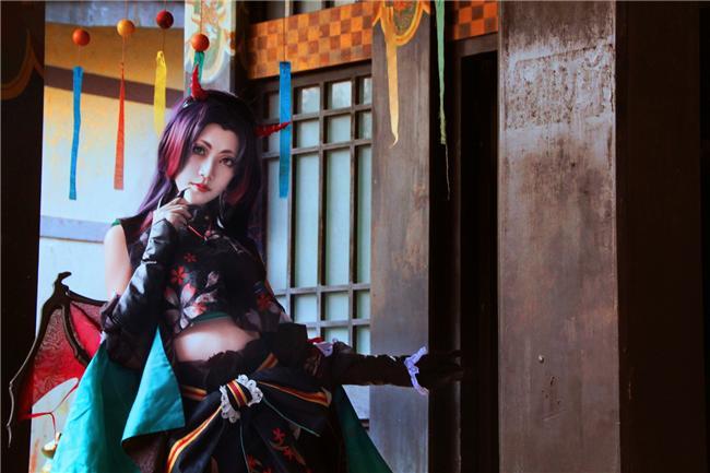 阴阳师吸血姬紫裘碧染皮肤cosplay