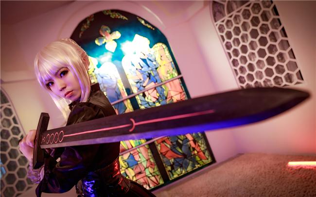 《Fate》黑saber 洋装cosplay,cosplay图片,二次元图片