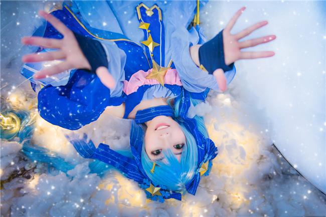 《Vsinger》初音未来 星与雪的公主cosplay,cosplay图片,二次元图片