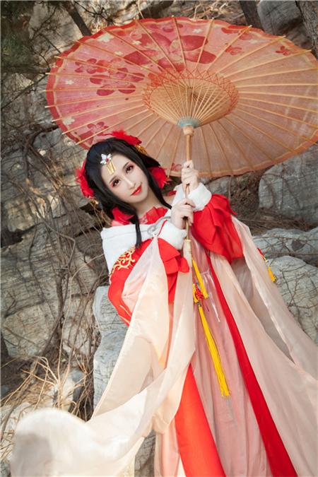 《剑网三》阳春雪萝莉cosplay