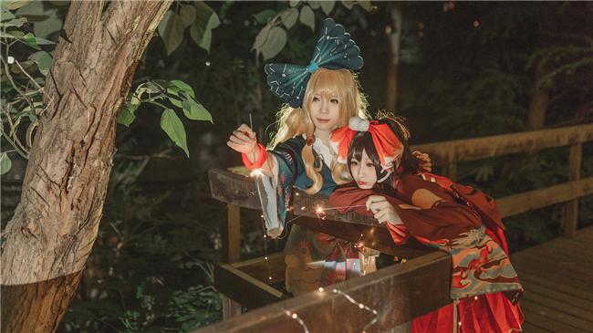 《东方project》灵梦x魔理沙cosplay,cosplay图片,二次元图片