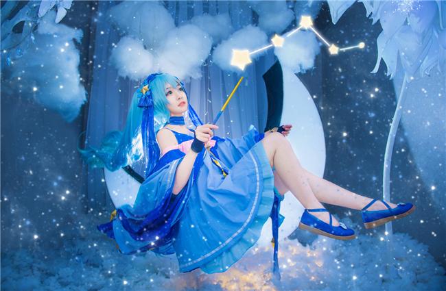 《Vsinger》初音未来 星与雪的公主cosplay,cosplay图片,二次元图片