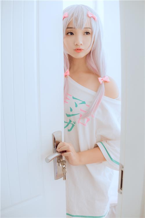 《埃罗芒阿老师》和泉雾纱cosplay