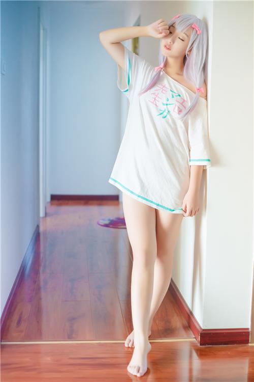 《埃罗芒阿老师》和泉雾纱cosplay