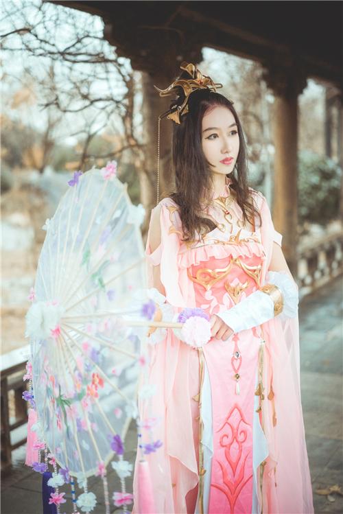 《剑网三》儒风秀娘cosplay