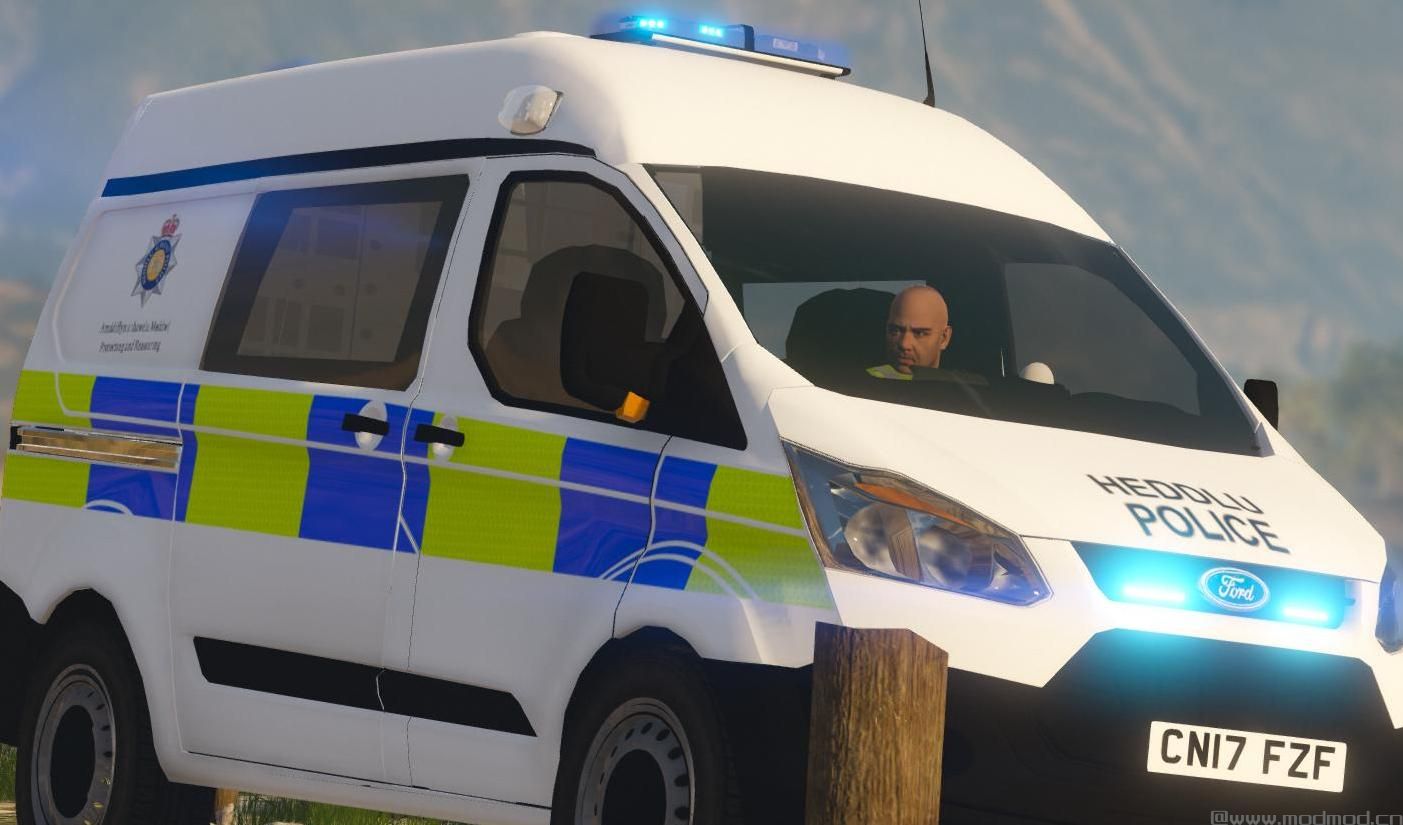 Gwent Police 2017 Ford Transit Custom 