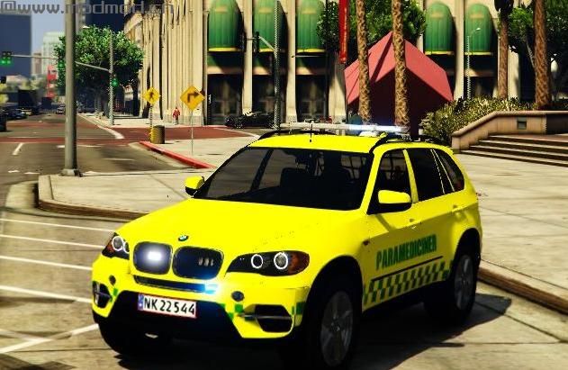 侠盗猎车手5MOD [ELS] Danish Paramediciner Skin for BMW X5