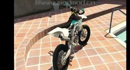 侠盗猎车手5MOD yzfsm white and blue livery 2018