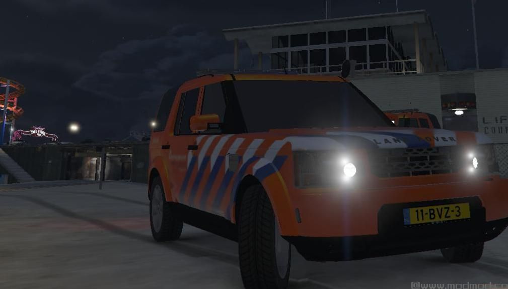 侠盗猎车手5MOD Land Rover Discovery 4 dutch lifeguard/Reddingsbrigade