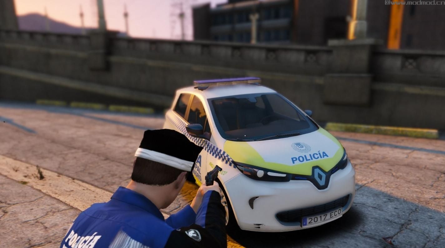 侠盗猎车手5MOD RENAULT ZOE POLIC&Iacute;A MUNICIPAL MADRID