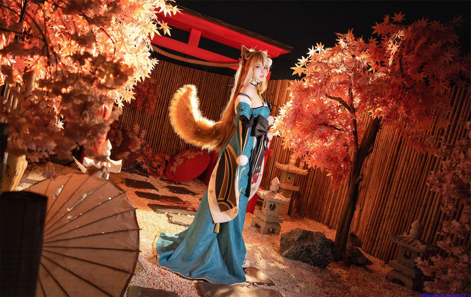 绝美！凛子酱COS原神希娜小姐图片