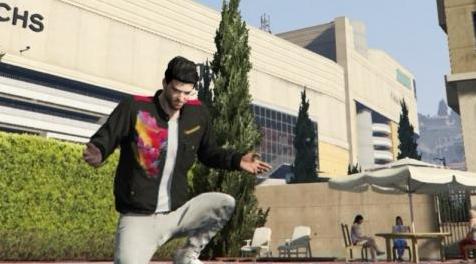 侠盗猎车手5「GTA5」Mod: 为您想要的任何人定制实用的轰炸机