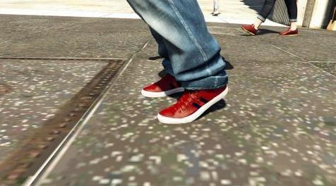 侠盗猎车手5「GTA5」Mod: Gucci Ace运动鞋包！