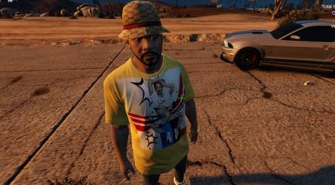 侠盗猎车手5「GTA5」Mod: gucci水桶帽和两件T恤