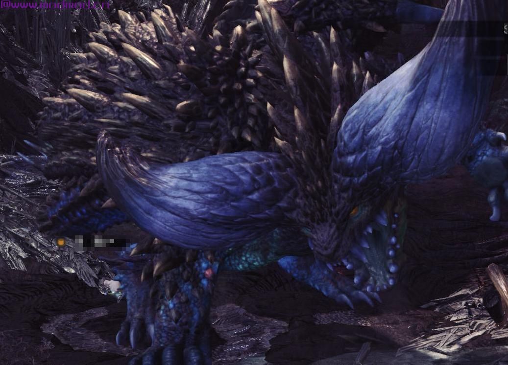 怪物猎人：世界MOD 氖灯战纹套装和蓝色武器