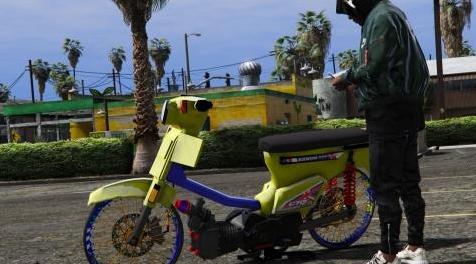 侠盗猎车手5「GTA5」Mod: 本田C70  - 修改