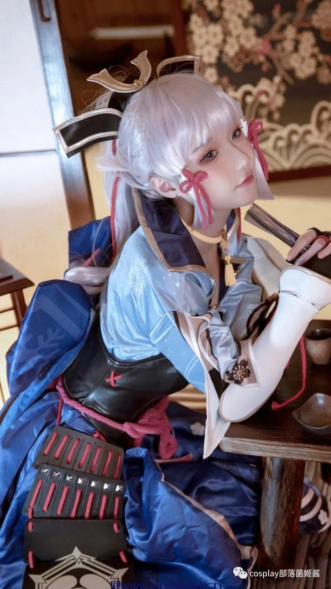 cos：原神锅盖头神里绫华大小姐cos正片@阿包