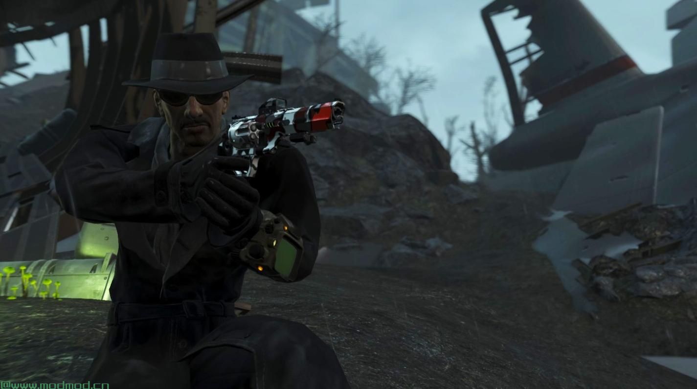 辐射4MOD COBRA  - 军官的左轮手枪