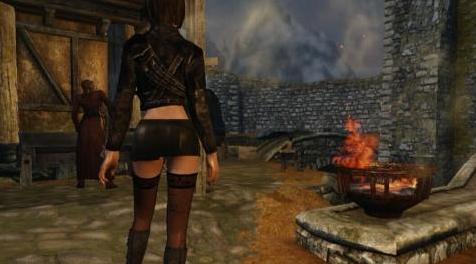 上古卷轴5：天际MOD  Karliah-Mini CBBE3 By Nausicaa - Update  服装