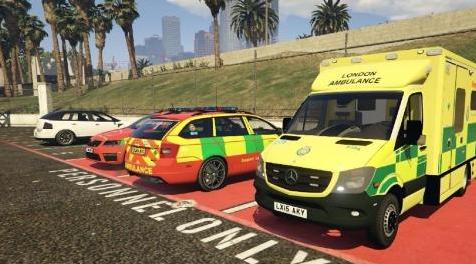 侠盗猎车手5「GTA5」Mod: 空中救护车2014ŠkodaOctaviaVRS Estate