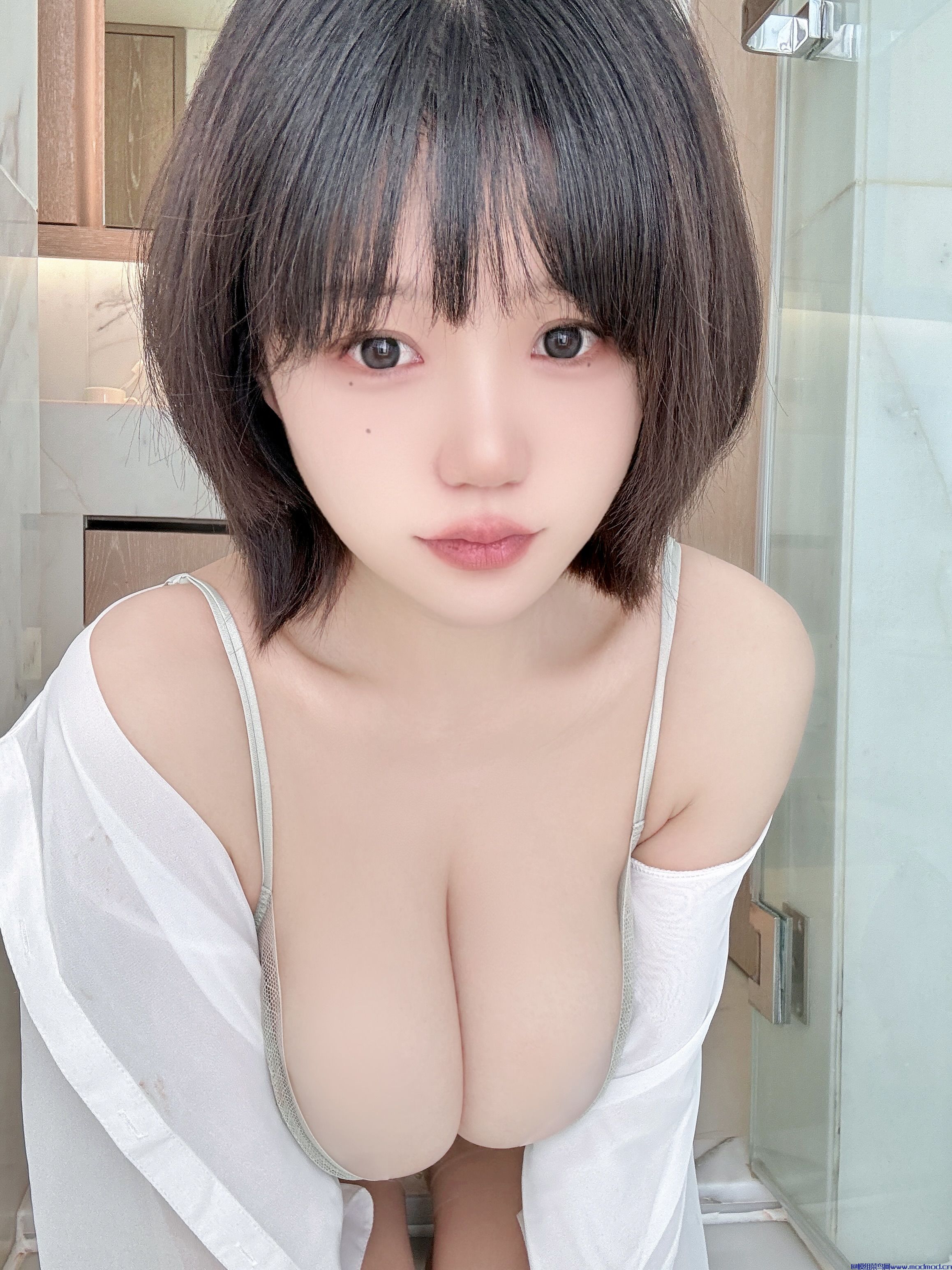 小仓千代w202402会员最新套图