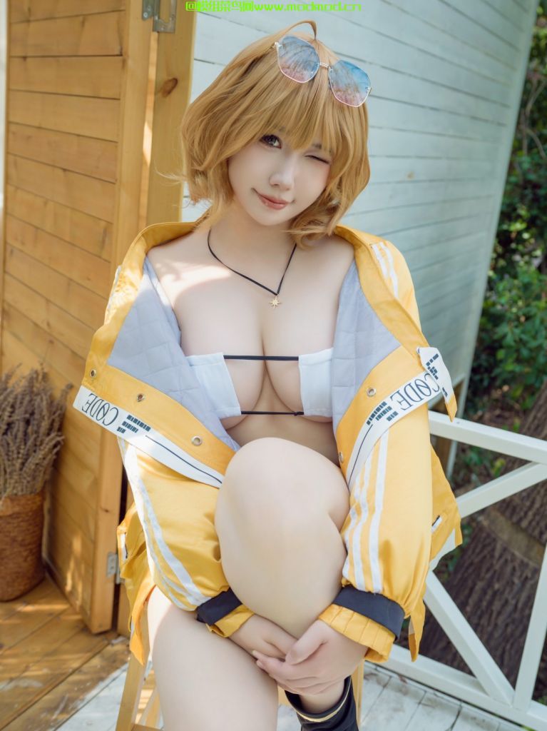胜利女神：妮姬阿妮斯麻花酱P1