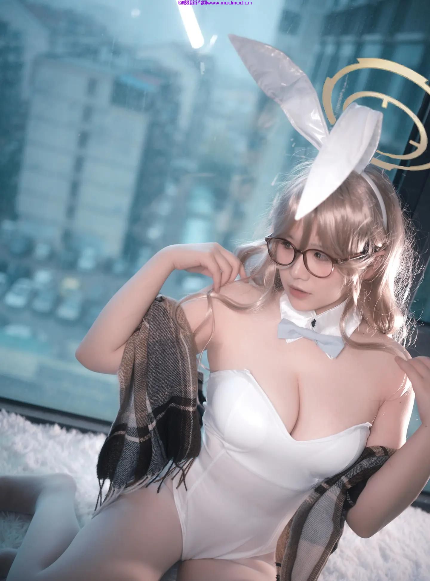阿半今天很开心cosplay蔚蓝档案室笠茜兔女郎套图47P