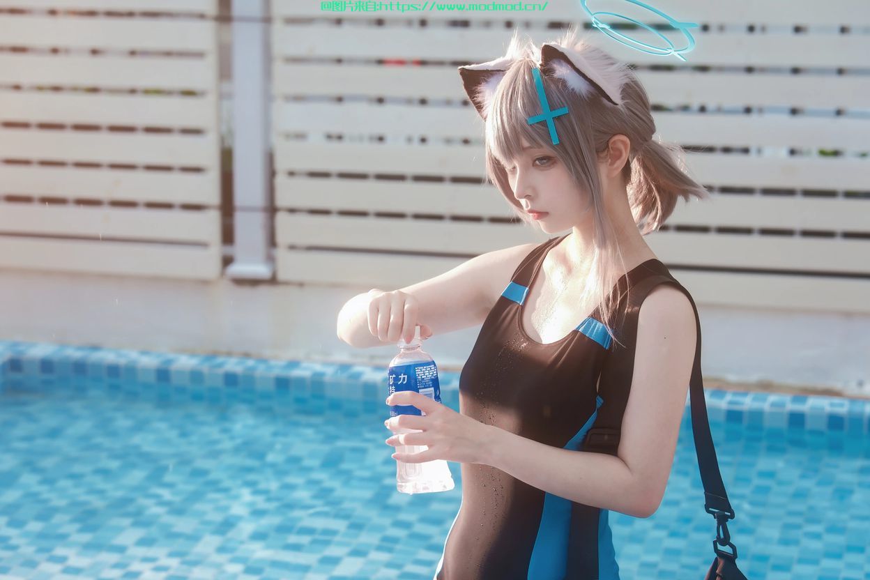 发财阿弦cosplay白子泳装网盘免费下载